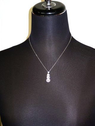 �p�[���@�y���_���g�@�L���[�r�b�N�W���R�j�A�E�A�N�Z�T���[