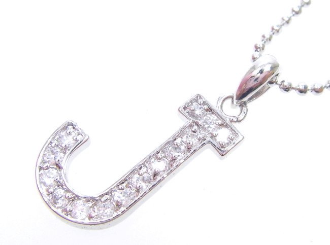 �C�j�V�����@�y���_���g�@�L���[�r�b�N�W���R�j�A�E�A�N�Z�T���[