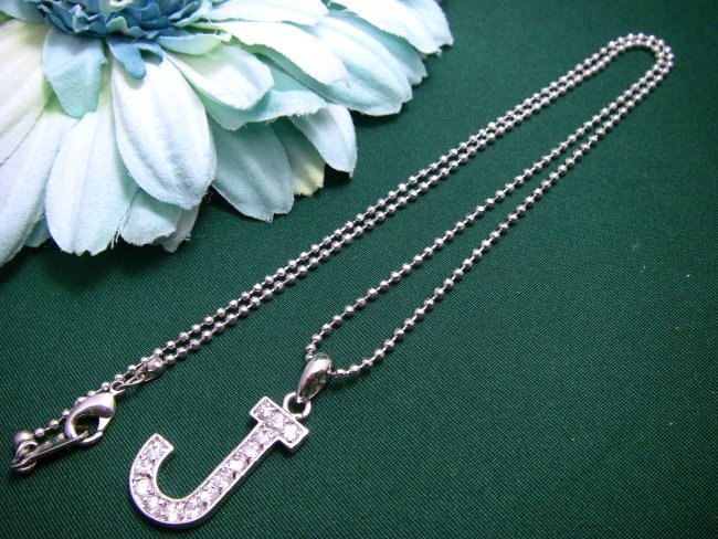 �C�j�V�����@�y���_���g�@�L���[�r�b�N�W���R�j�A�E�A�N�Z�T���[