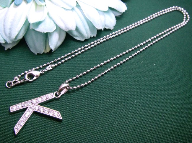 �C�j�V�����@�y���_���g�@�L���[�r�b�N�W���R�j�A�E�A�N�Z�T���[