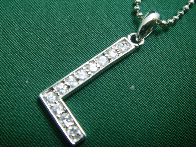 �C�j�V�����@�y���_���g�@�L���[�r�b�N�W���R�j�A�E�A�N�Z�T���[