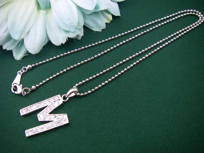 �C�j�V�����@�y���_���g�@�L���[�r�b�N�W���R�j�A�E�A�N�Z�T���[