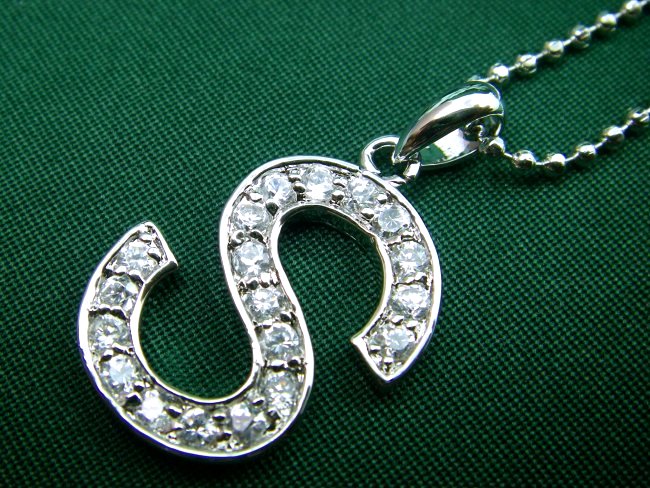 �C�j�V�����@�y���_���g�@�L���[�r�b�N�W���R�j�A�E�A�N�Z�T���[