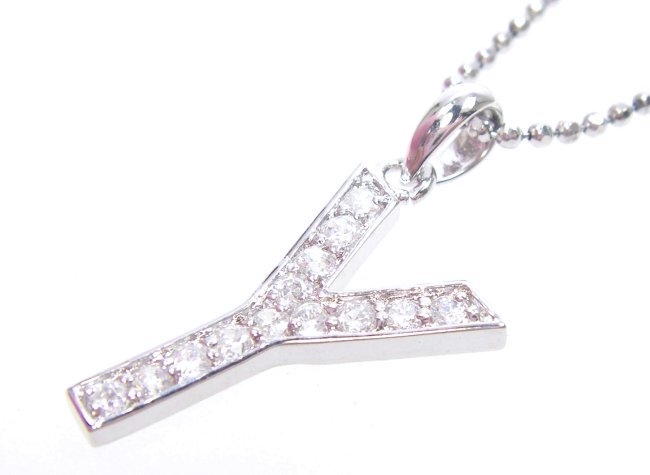 �C�j�V�����@�y���_���g�@�L���[�r�b�N�W���R�j�A�E�A�N�Z�T���[