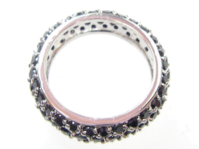 �u���b�N�@�G�^�j�e�B�@�u���b�NCZ�@�����O�i�w�ցj