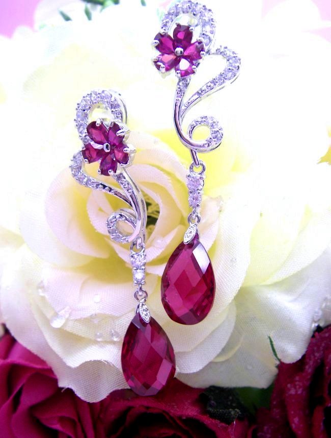 cz�A�N�Z�T���[�@���r�[�̃s�A�X