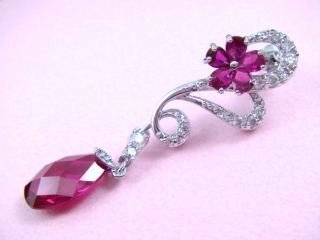 cz�A�N�Z�T���[�@���r�[�̃s�A�X