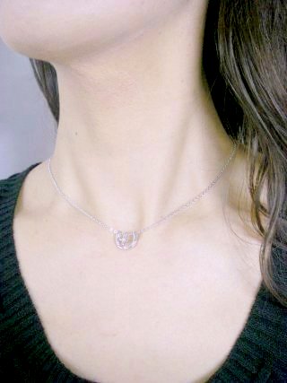 �h�C�c���E�L���[�r�b�N�W���R�j�A�̔n���E�N���X�̃y���_���g