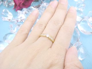 �L���[�r�b�N�W���R�j�A�̃����O�@�S�[���h