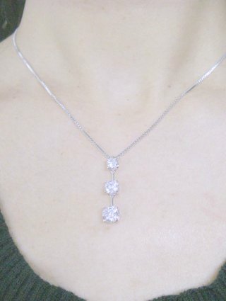 CZ�@�L���[�r�b�N�W���R�j�A�@�y���_���g�@�O�A�@�g�����W�[