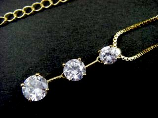 CZ�@�L���[�r�b�N�W���R�j�A�@�y���_���g�@�O�A�@�g�����W�[