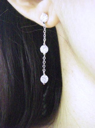 CZ�@�L���[�r�b�N�W���R�j�A�@�C�������O�@�O�A�@�g���I�W�[