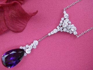 �p�[��CZ�@�L���[�r�b�N�W���R�j�A�̃l�b�N���X