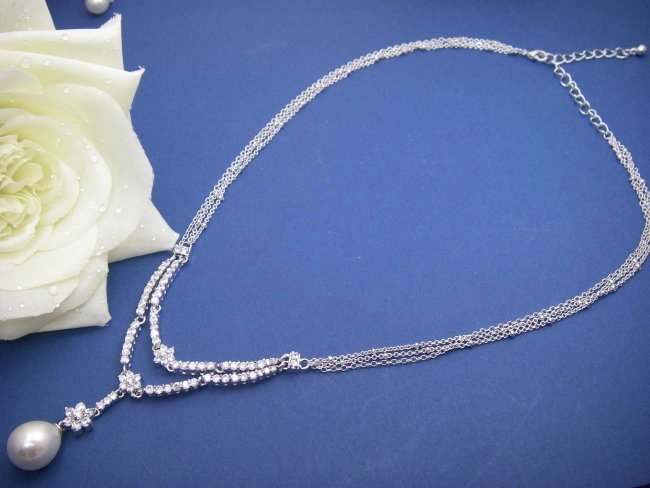 �}�W�����J�p�[���@�l�b�N���X�@�u���C�_���E�p�[�e�B�p