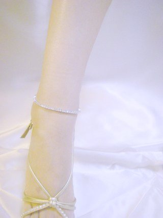 �e�j�X�u���X���b�g�@�e�j�X�A���N���b�g