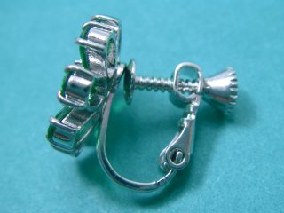 �L���[�r�b�N�W���R�j�A�E�A�N�Z�T���[�@�_���A�E�C�������O