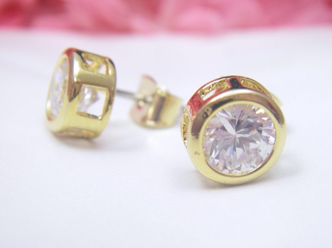 �A�N�Z�T���[�@�s�A�X