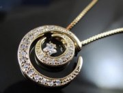 CZ�@�L���[�r�b�N�W���R�j�A�̃y���_���g�@�����`�[�t(J10783)