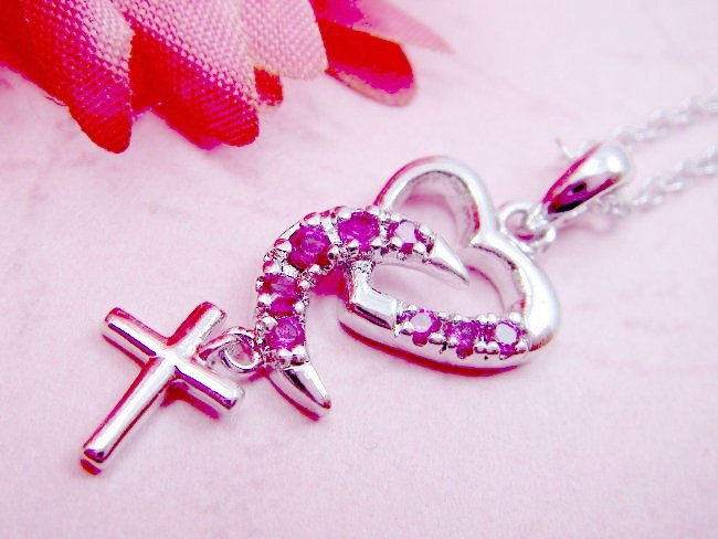 �n�[�g�@���[���@�N���X�@�y���_���g