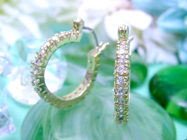 �L���[�r�b�N�W���R�j�A�̃s�A�X