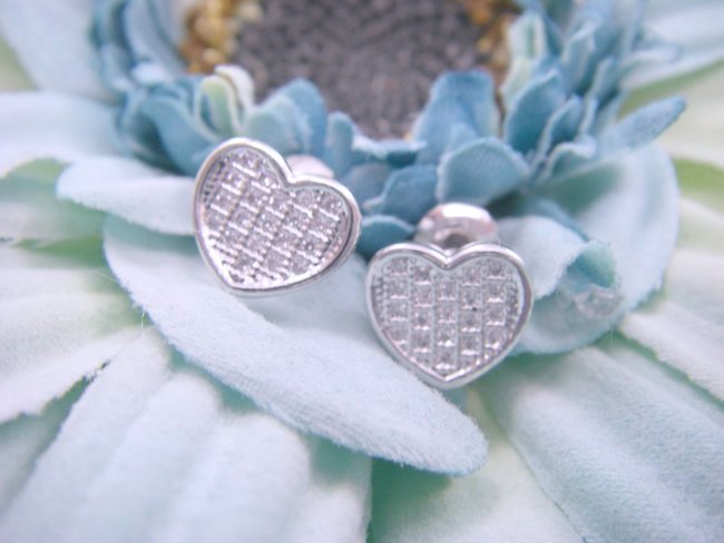 CZ�@�L���[�r�b�N�W���R�j�A�@�s�A�X