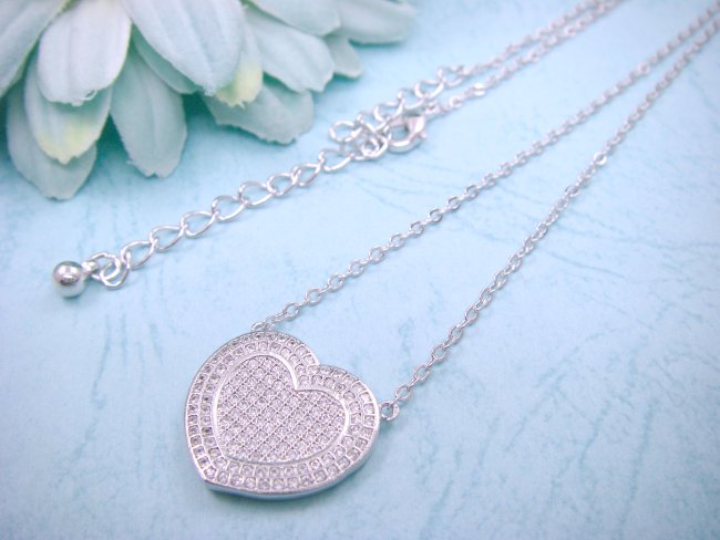 �n�[�g�@�}�C�N���p���F�Z�b�e�B���O�@�y���_���g�E�l�b�N���X