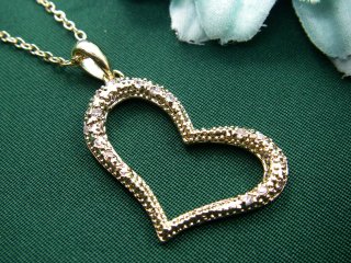 �L���[�r�b�N�W���R�j�A�@�n�[�g�@�y���_���g