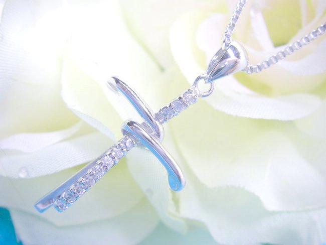 �L���[�r�b�N�W���R�j�A�̃y���_���g�@�N���X���`�[�t