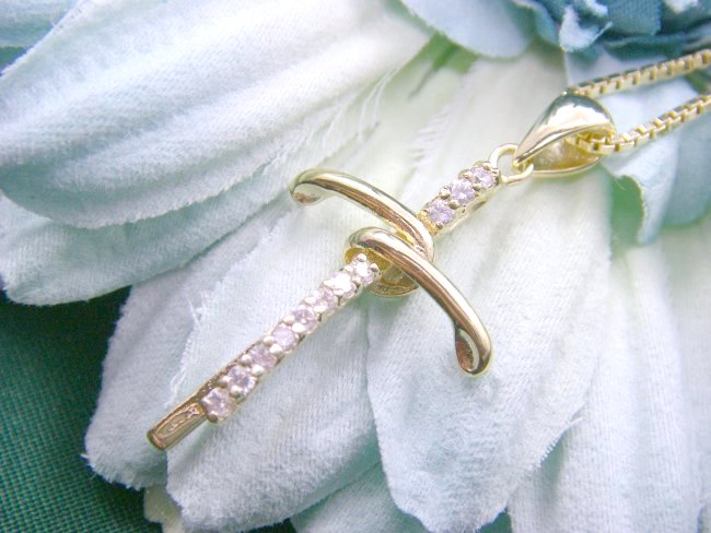 �L���[�r�b�N�W���R�j�A�̃y���_���g�@�N���X���`�[�t