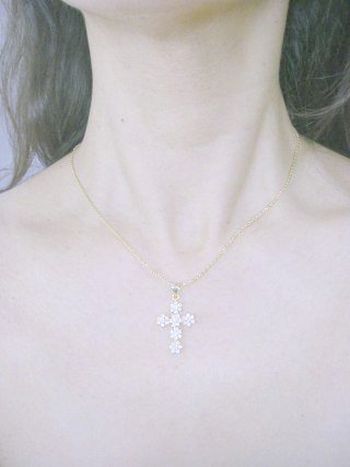 �N���X�i�\���ˁj�̃y���_���g