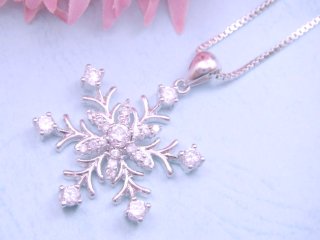 ��̌����E�y���_���g