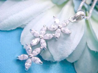 �L���[�r�b�N�W���R�j�A�̃y���_���g