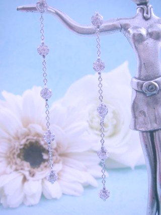 CZ�@�L���[�r�b�N�W���R�j�A�@�s�A�X�@5�A�@�@�����O�s�A�X