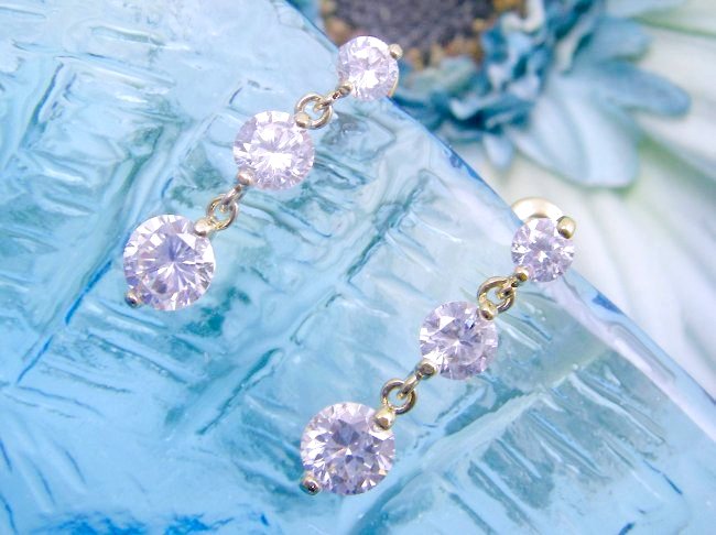 CZ�@�L���[�r�b�N�W���R�j�A�@�s�A�X�@�O�A�@�g���I�W�[