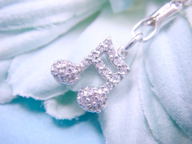 �L���[�r�b�N�W���R�j�A�̌g�уX�g���b�v�@����