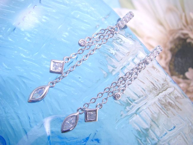 CZ�@�L���[�r�b�N�W���R�j�A�E�A�N�Z�T���[�@�V�����f���A�E�s�A�X