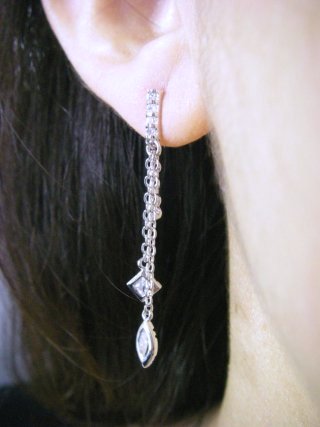 CZ�@�L���[�r�b�N�W���R�j�A�E�A�N�Z�T���[�@�V�����f���A�E�s�A�X