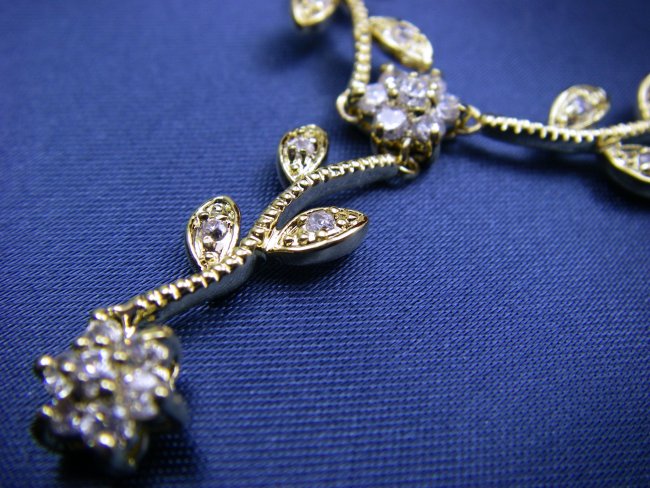 �L���[�r�b�N�W���R�j�A�@�t�����[���`�[�t�@�l�b�N���X