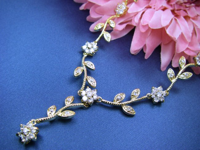 �L���[�r�b�N�W���R�j�A�@�t�����[���`�[�t�@�l�b�N���X