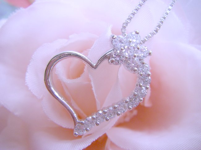 �L���[�r�b�N�W���R�j�A�@�n�[�g�@�y���_���g