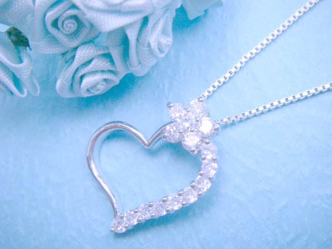 �L���[�r�b�N�W���R�j�A�@�n�[�g�@�y���_���g