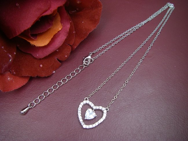 �L���[�r�b�N�W���R�j�A�@�n�[�g�@�y���_���g