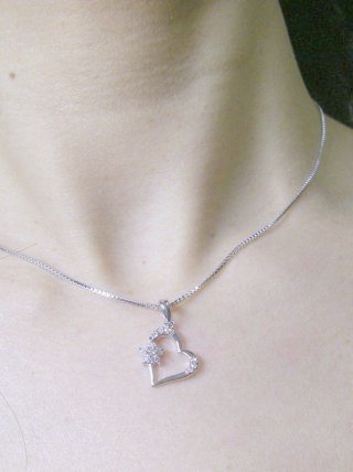 �L���[�r�b�N�W���R�j�A�@�n�[�g�@�y���_���g