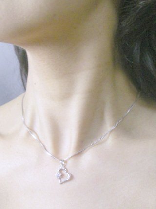 �L���[�r�b�N�W���R�j�A�@�n�[�g�@�y���_���g