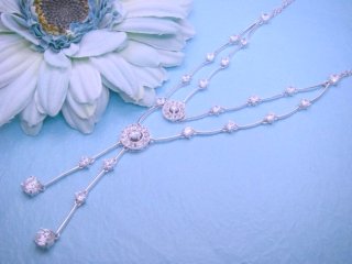 �L���[�r�b�N�W���R�j�A�@�l�b�N���X