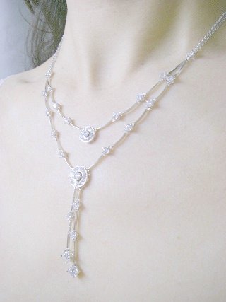 �L���[�r�b�N�W���R�j�A�@�l�b�N���X