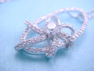 �L���[�r�b�N�W���R�j�A�E�A�N�Z�T���[�@�y���_���g