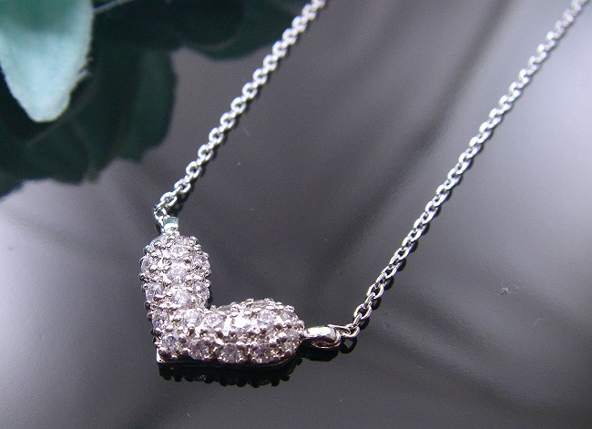 CZ�@�L���[�r�b�N�W���R�j�A�@�y���_���g�@�n�[�g�@�p���F