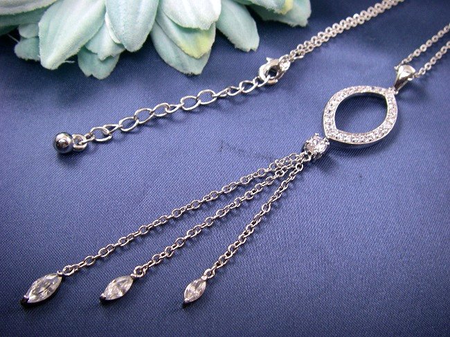 �L���[�r�b�N�W���R�j�A�̃y���_���g