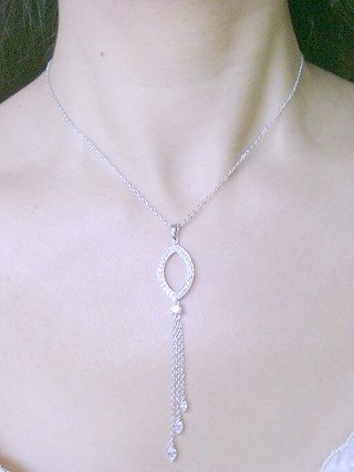 �L���[�r�b�N�W���R�j�A�̃y���_���g